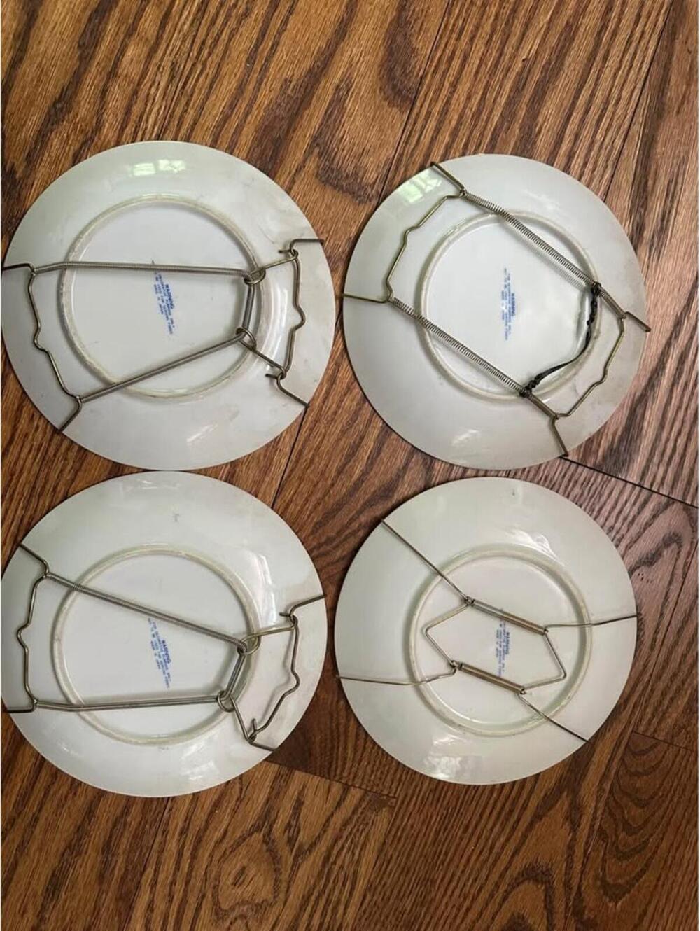 Blue & White vintage plates set of 4. Made in Japan - Picture 8 of 8
